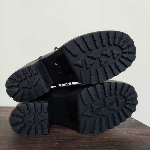 SOLD Torrid Chunky Goth Platform Oxfords sz 12W - Picture 6 of 8